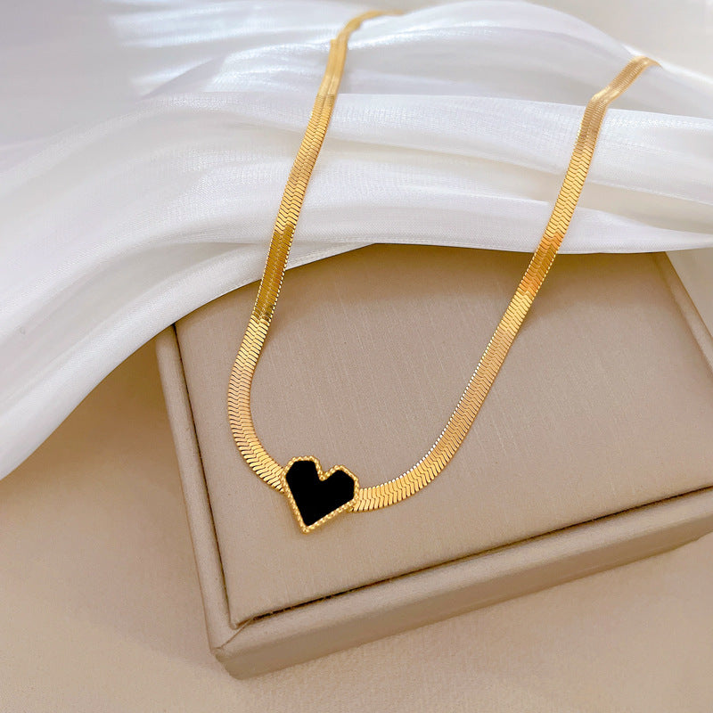 Simple style classic style heart shape titanium steel necklace