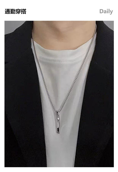 Casual Hip-Hop Solid Color Titanium Steel Men's Layered Necklaces