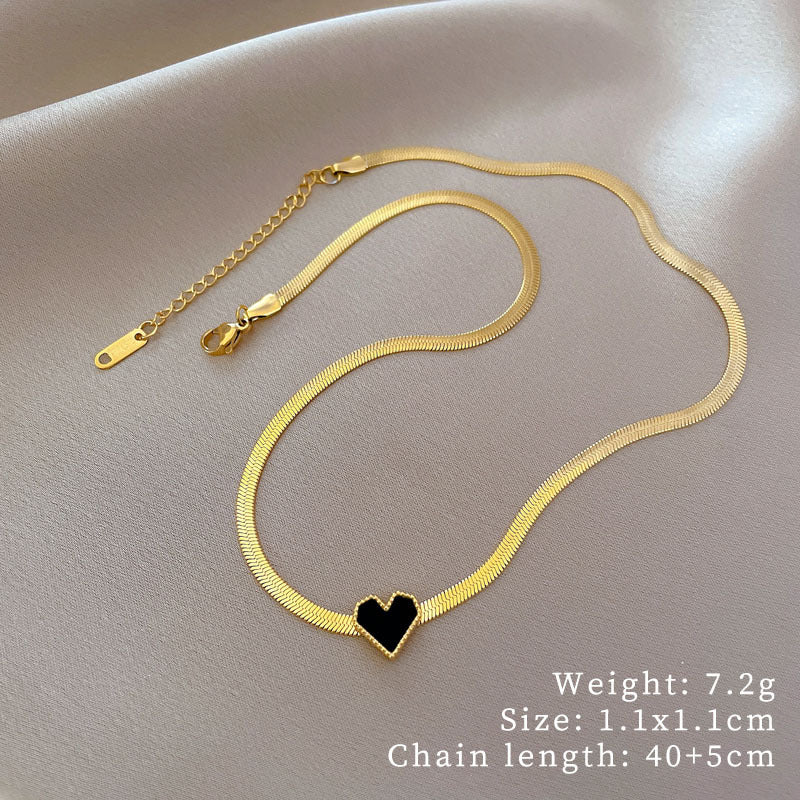 Simple style classic style heart shape titanium steel necklace