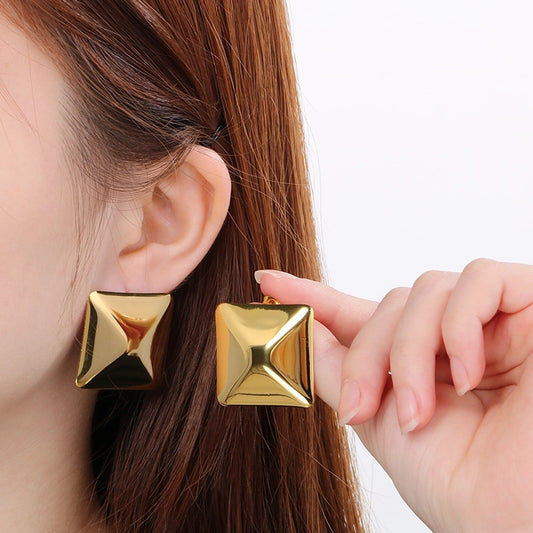 1 Pair Vintage Style Modern Style Classic Style Square Solid Color 304 Stainless Steel 18K Gold Plated Ear Studs