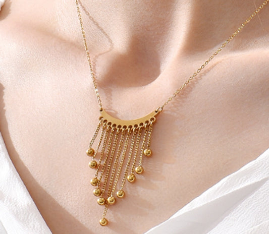 304 Stainless Steel 14K Gold Plated Simple Style Tassel Triangle Beads Pendant Necklace