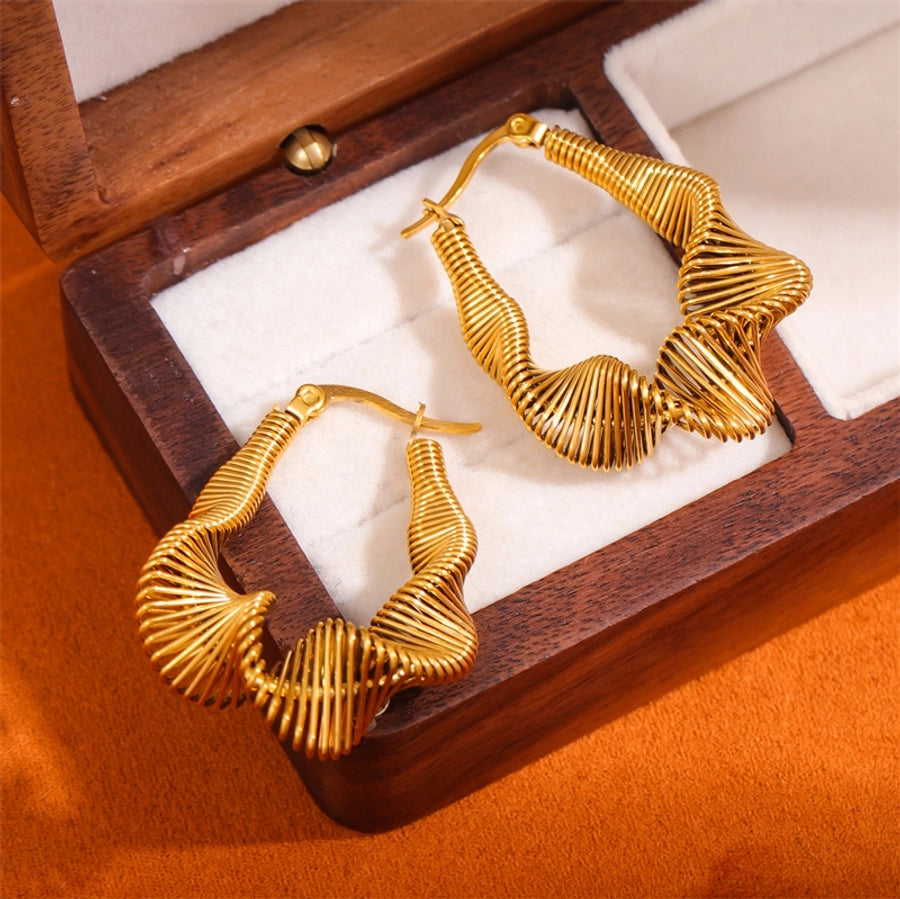 1 Pair Retro Simple Style U Shape Twist Plating 201 Stainless Steel 18K Gold Plated Earrings