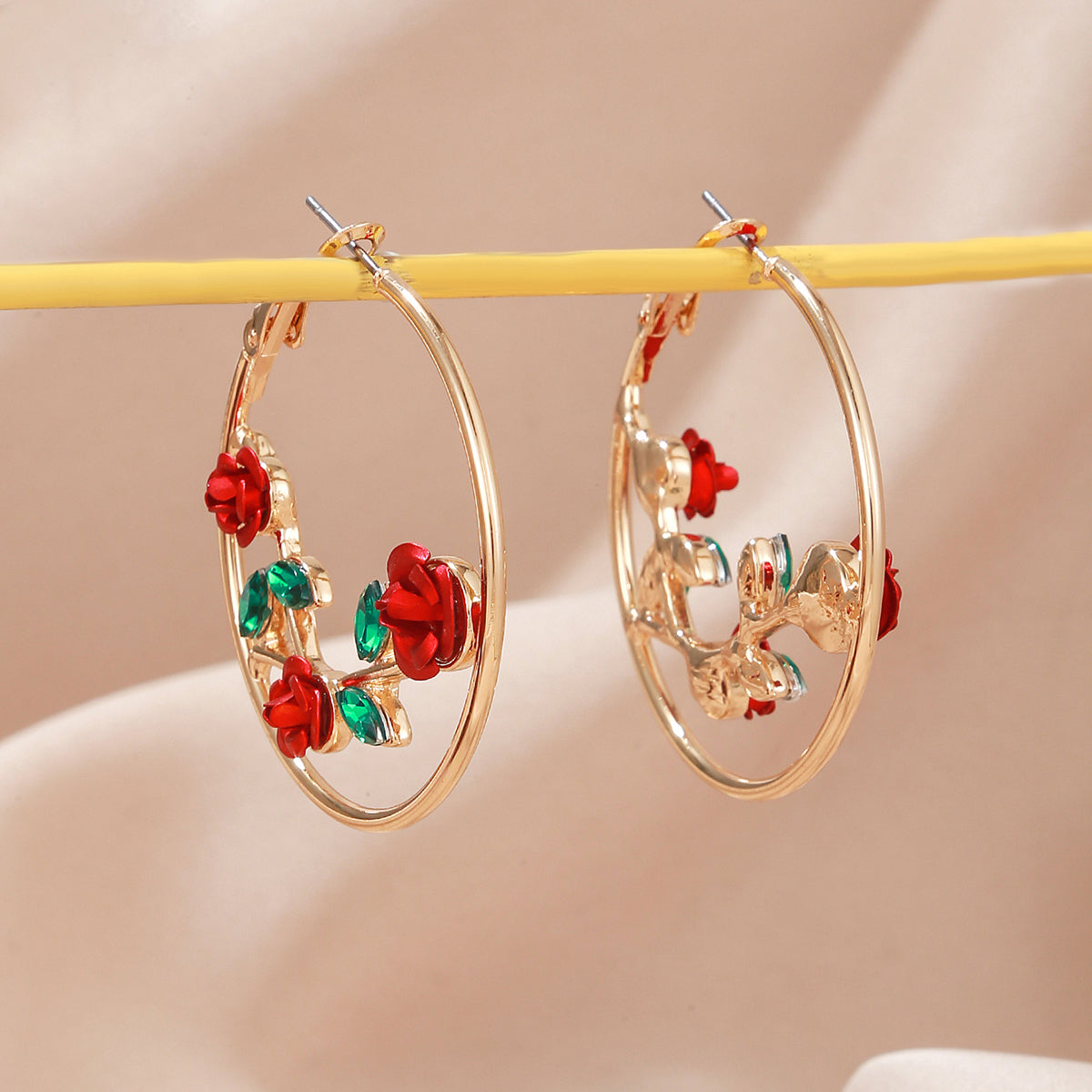 1 pair sweet flower plating zinc alloy 18k gold plated hoop earrings