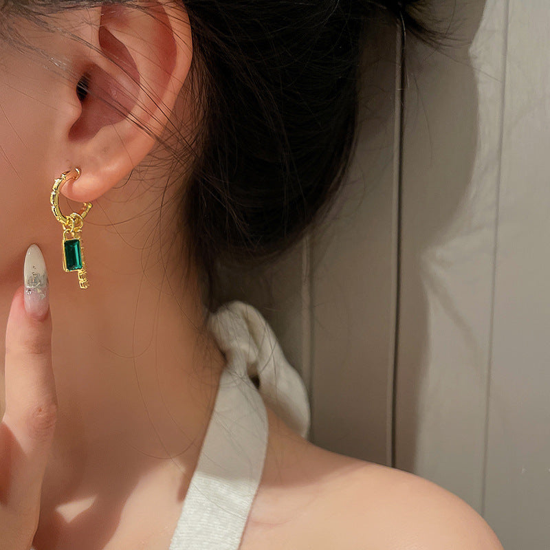 Fashion simple inlaid green zircon earrings