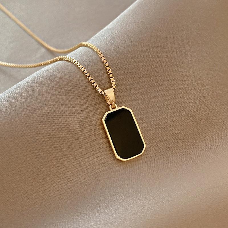 Simple style rectangle titanium steel plating 18k gold plated necklace